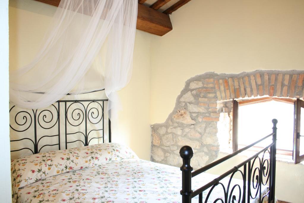 Agriturismo Terre Di Musignano Canino Værelse billede