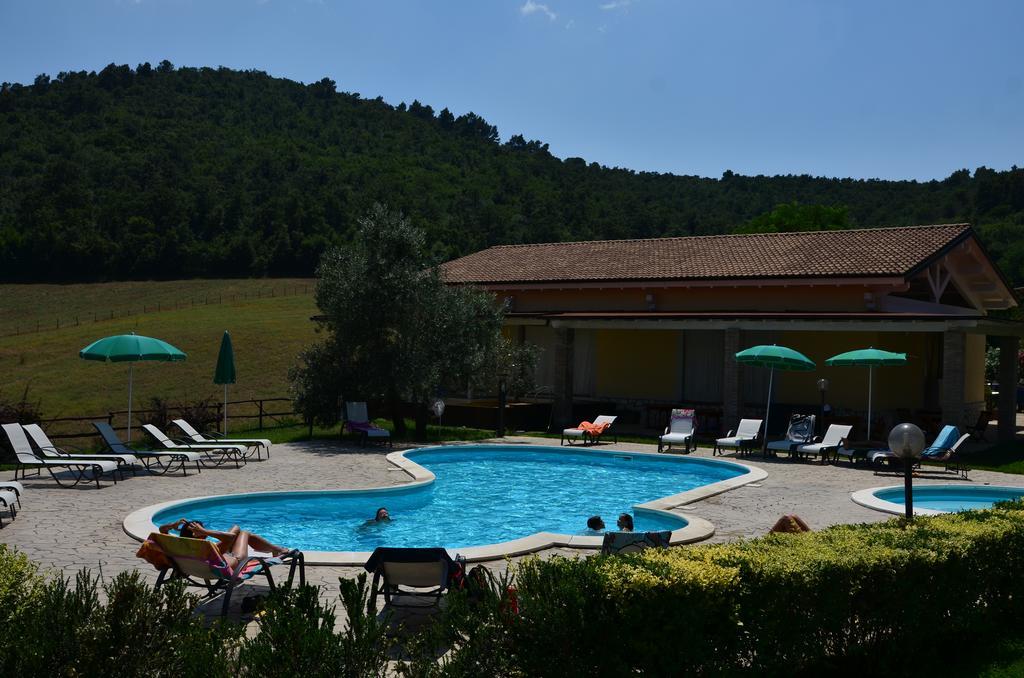Agriturismo Terre Di Musignano Canino Eksteriør billede